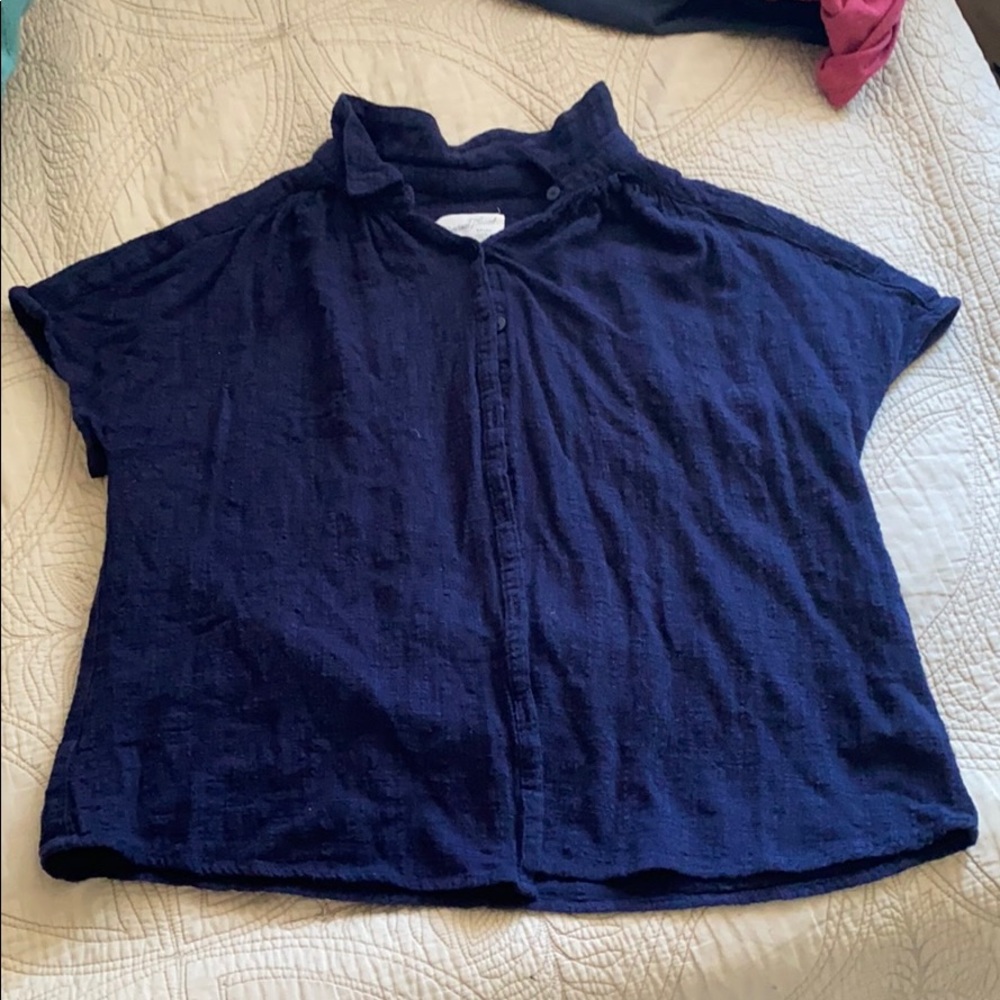 universal thread medium button up crop top